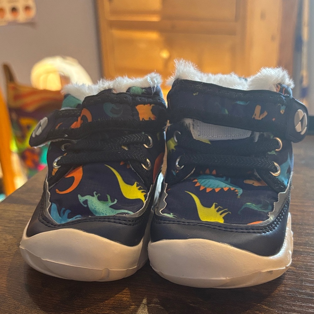 Kids' Dinosaur Adventure Sneakers - Multicolor